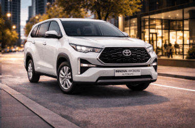 Toyota Innova Hycross